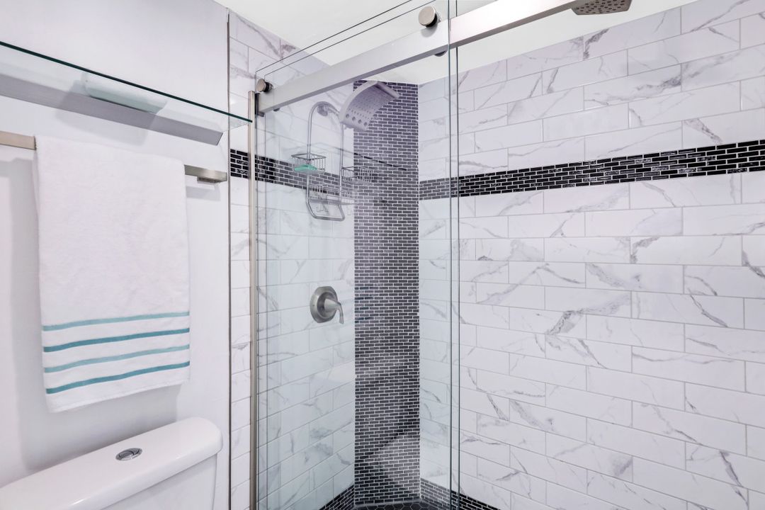 180 Seaview Ct #1009, Marco Island, FL 34145