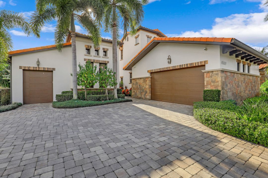 16671 Pistoia Way, Naples, FL 34110