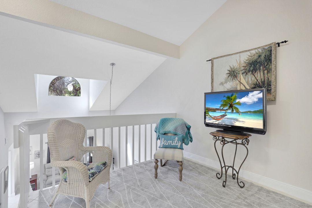 55 Emerald Woods Dr #C 11, Naples, FL 34108