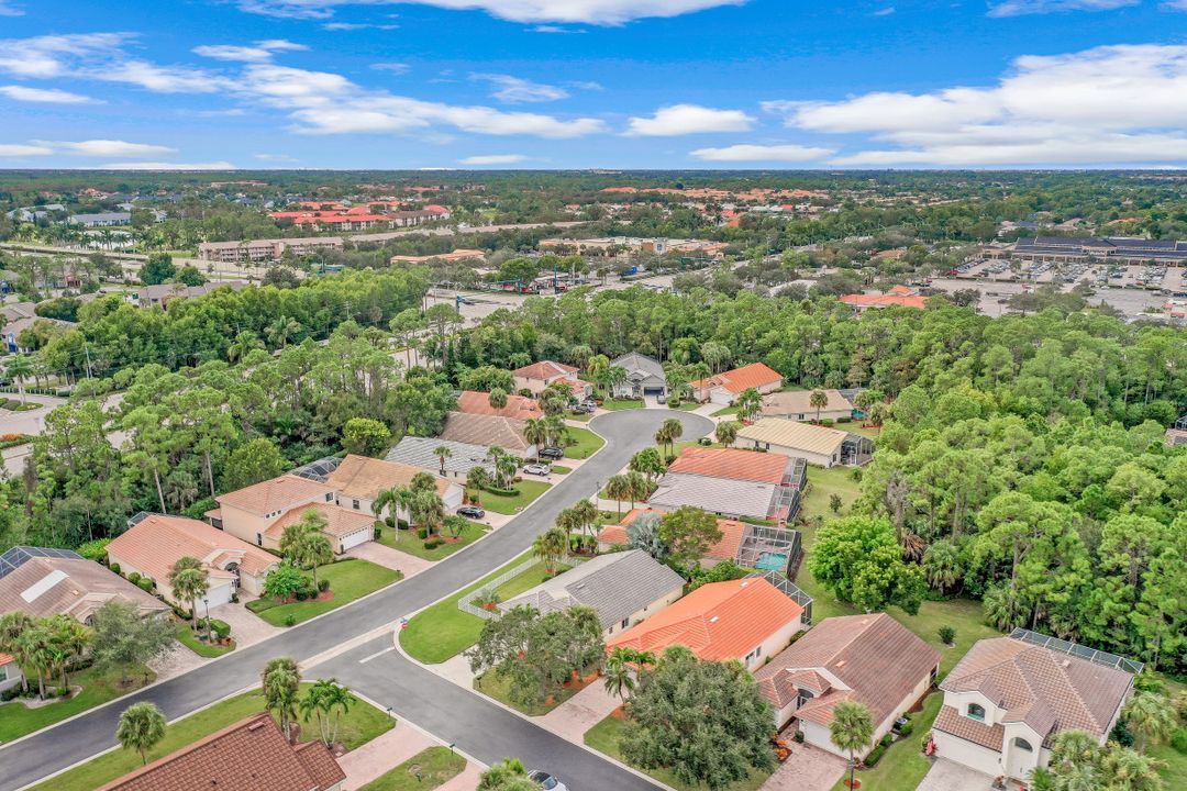 7927 Wexford Dr, Naples, FL 34104