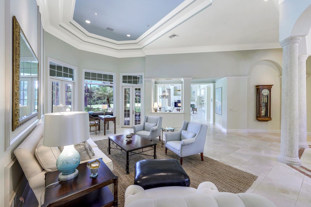 12627 Collier's Reserve Dr, Naples, FL 34110