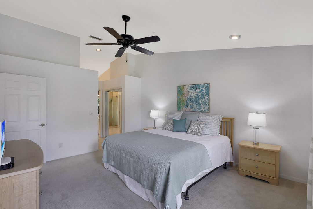 24827 Lakemont Cove Ln #203, Bonita Springs, FL 34134