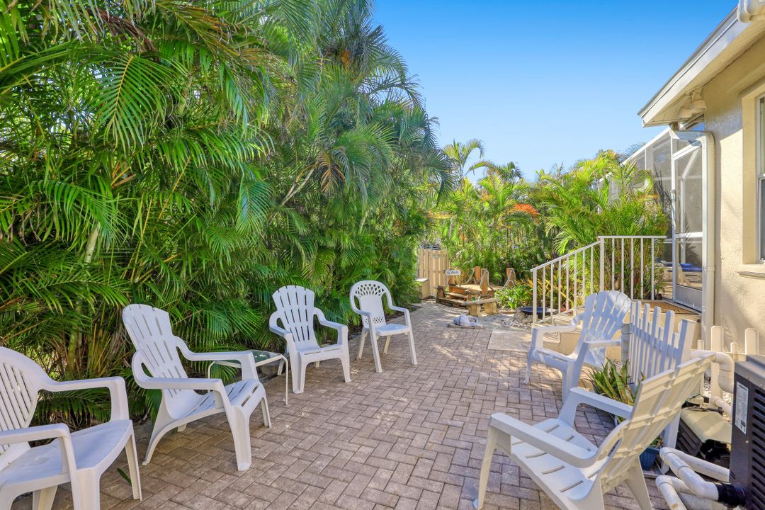 708 Seagrape Dr, Marco Island, FL 34145