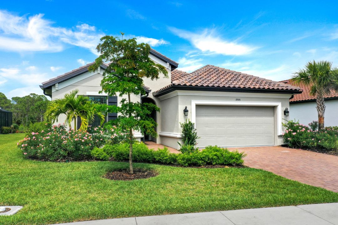 19595 Estero Pointe Ln, Fort Myers, FL 33908