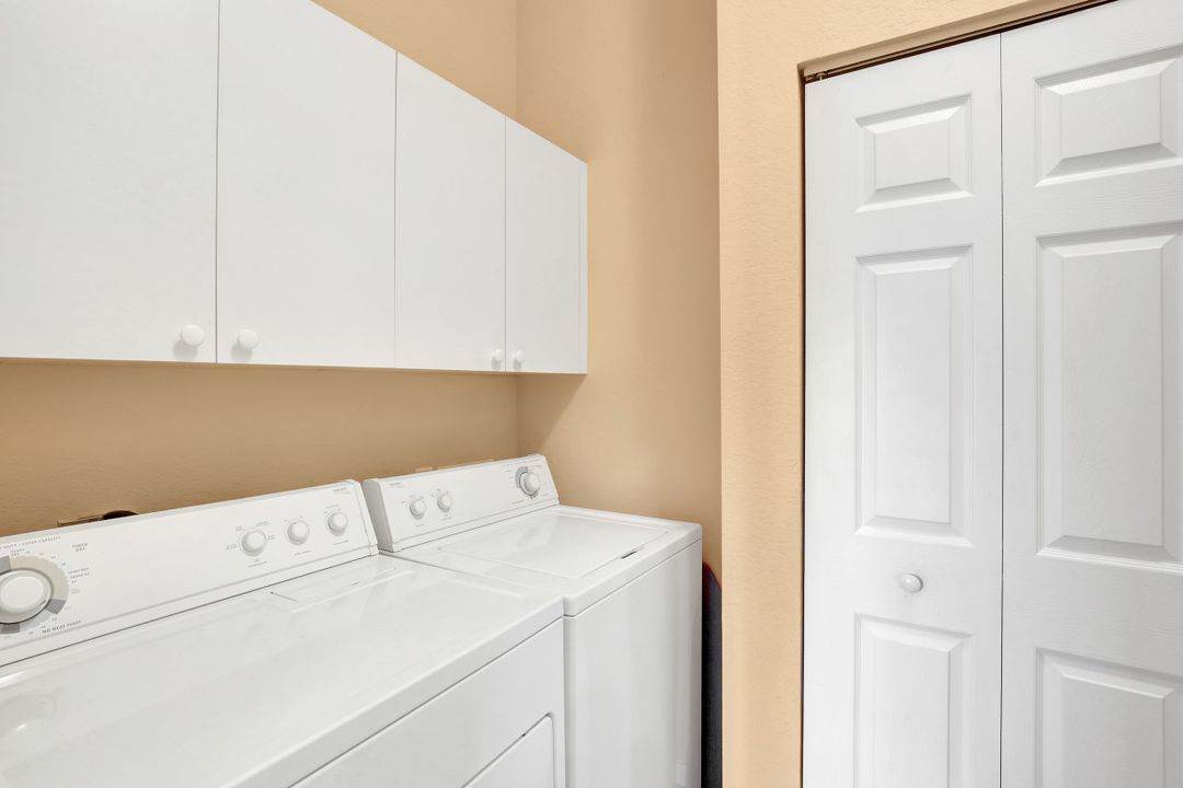 1180 Sarah Jean Cir #201, Naples, FL 34110