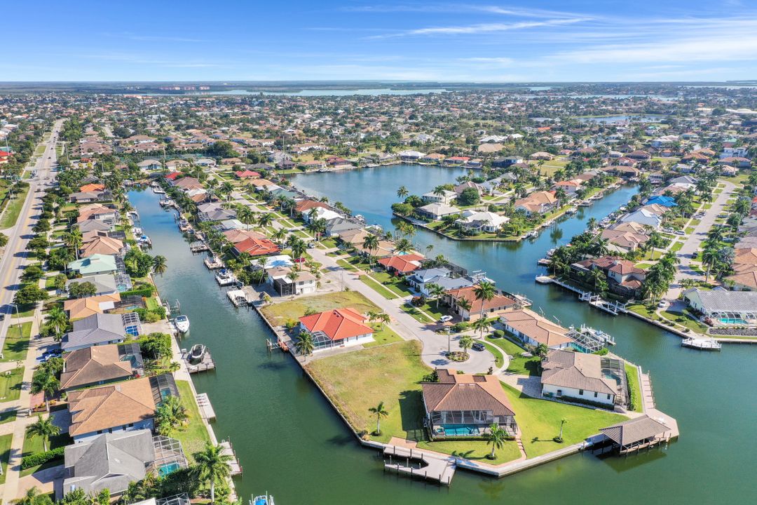 1114 Shenandoah Ct, Marco Island, FL 34145