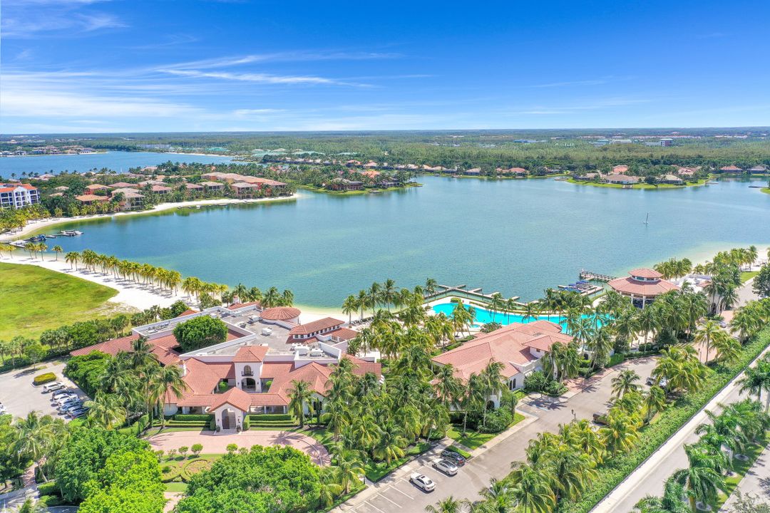 18600 Verona Lago Dr, Miromar Lakes, FL 33913