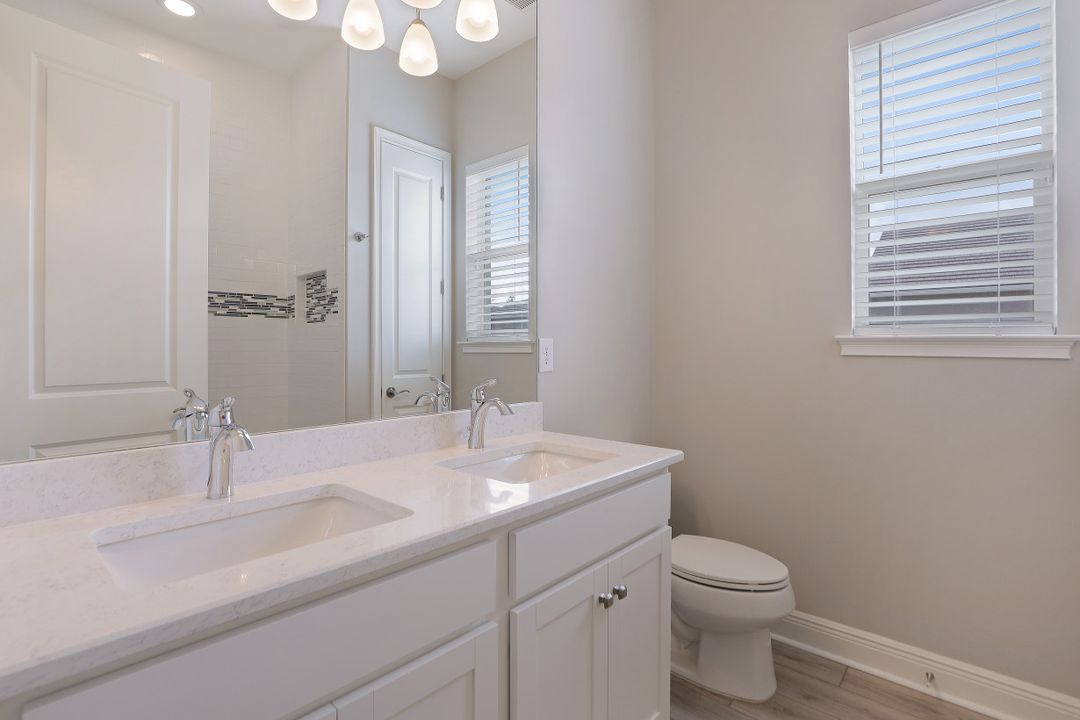 3404 Pilot Cir, Naples, FL 34120