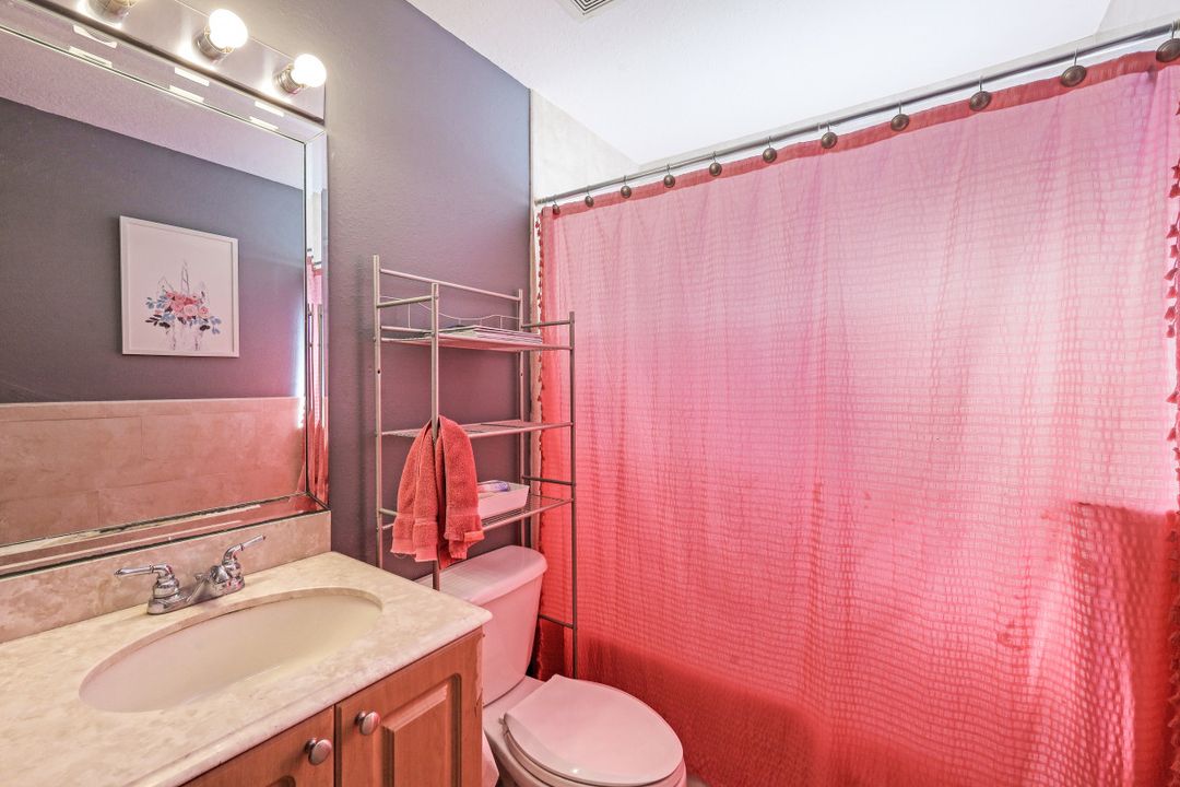 2713 10th St SW, Lehigh Acres, FL 33976