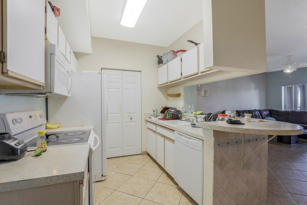 6330 Aragon Way #304, Fort Myers, FL 33966