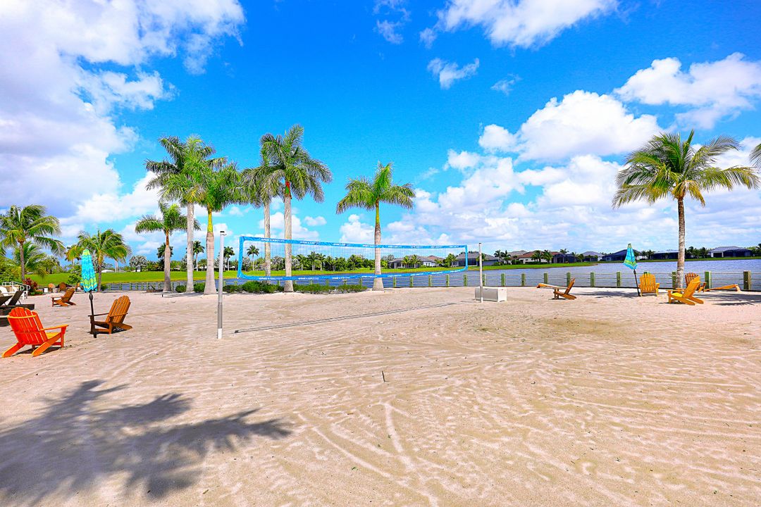 14740 Windward Ln, Naples, FL 34114