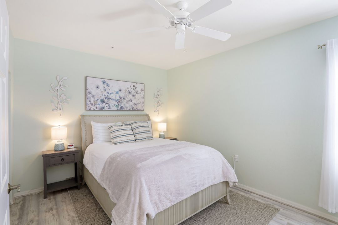 8175 Celeste Dr #1229, Naples, FL 34113