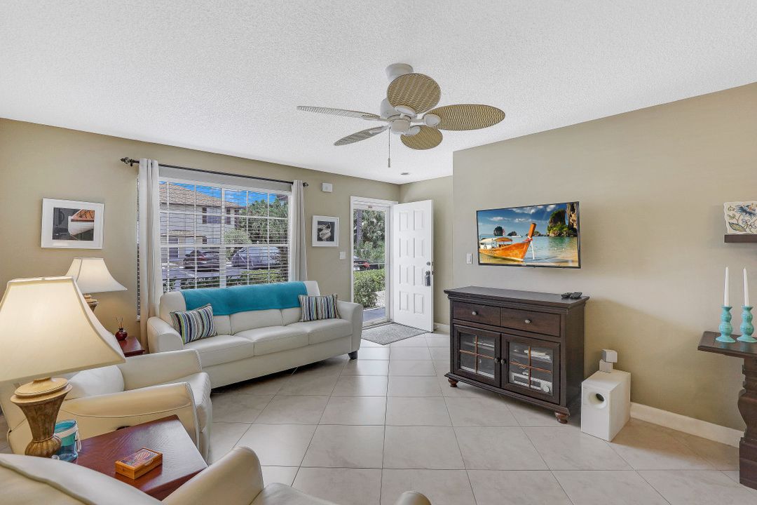 731 W Elkcam Cir #B111, Marco Island, FL 34145