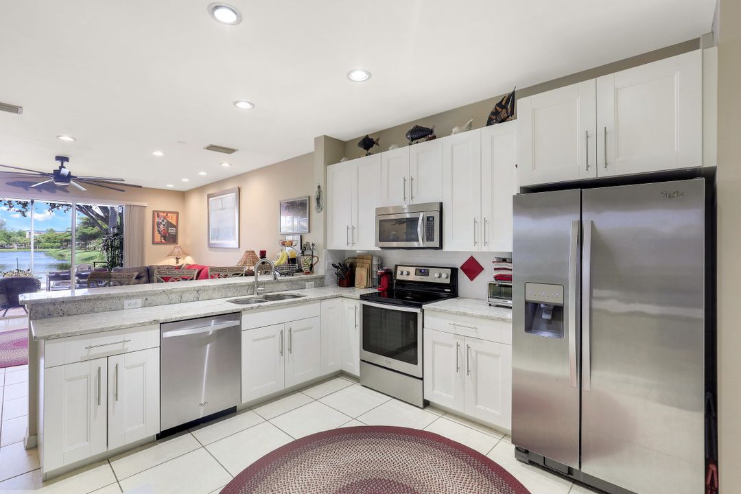 8381 Village Edge Cir  #4, Fort Myers, FL 33919