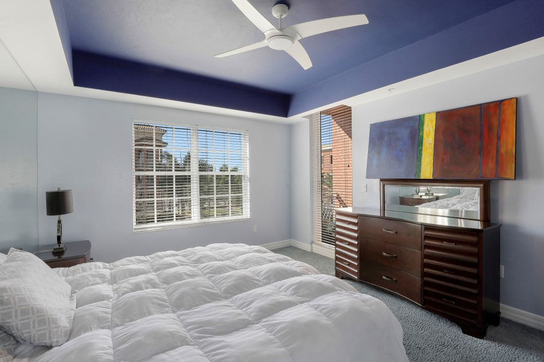 401 Bayfront Pl #3401, Naples, FL 34102