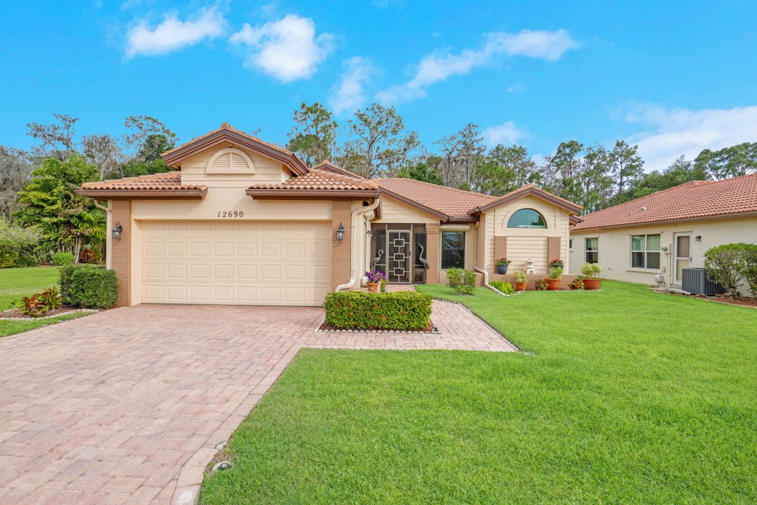 12690 Glen Hollow Dr, Bonita Springs, FL 34135