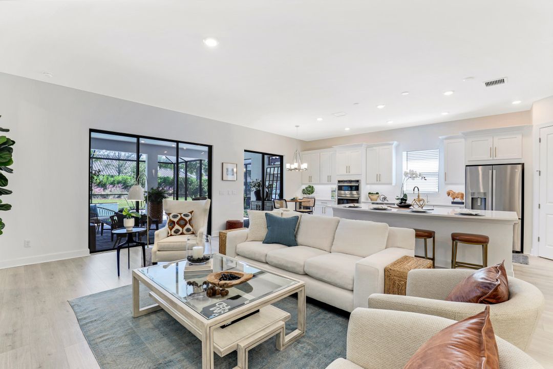 8924 Cappello Ct, Naples, FL 34119