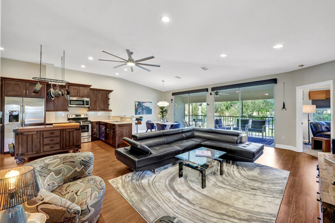 2426 Orchid Bay Dr # F-204, Naples, FL 34109