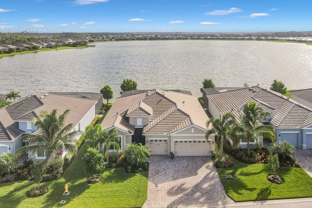 16479 Bonita Landing Cir, Bonita Springs, FL 34135