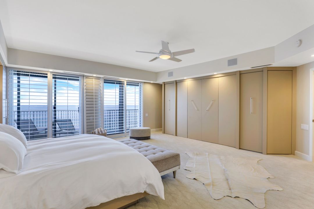 9811 Gulf Shore Dr, Naples, FL 34108