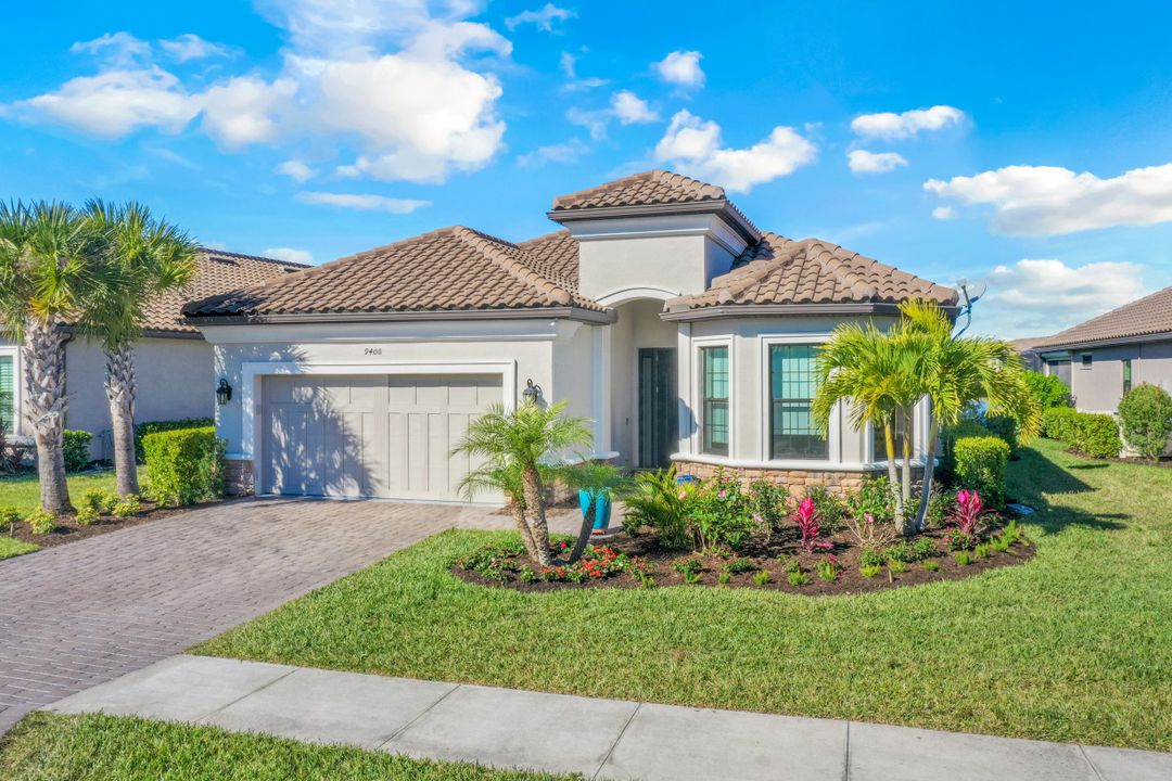 9400 Montelanico Loop, Naples, FL 34119
