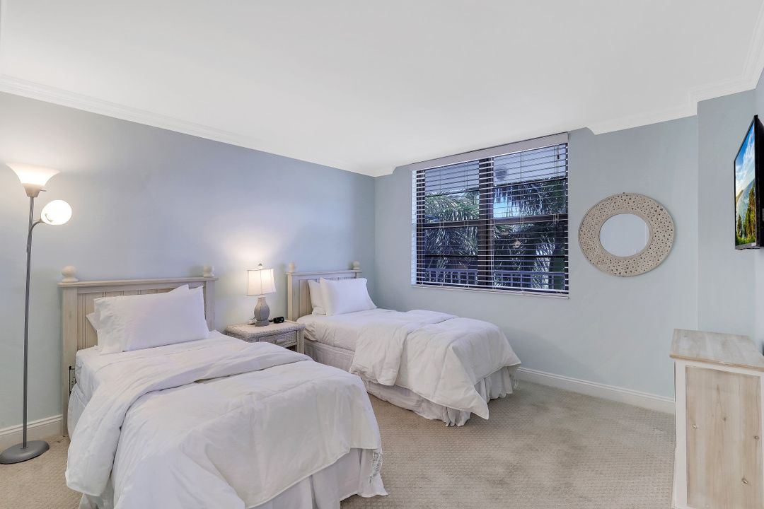 440 Seaview Ct, Marco Island, FL 34145