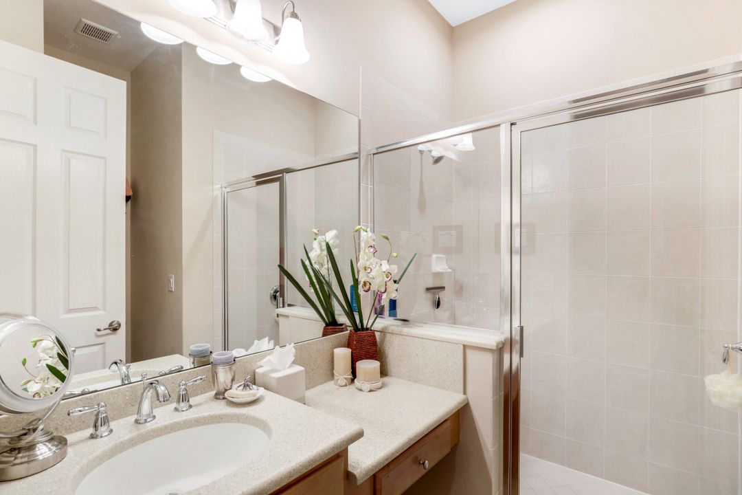 9525 Ironstone Terrace #Unit 202, Naples, FL 34120