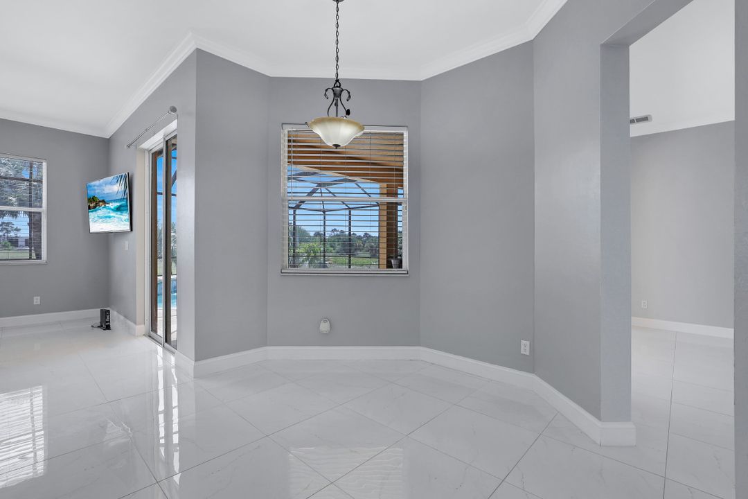 4560 22nd St NE, Naples, FL 34120