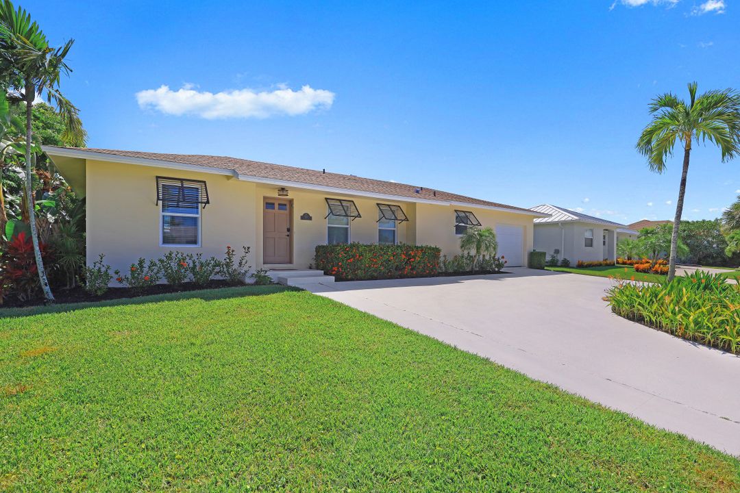 787 Apple Ct, Marco Island, FL 34145