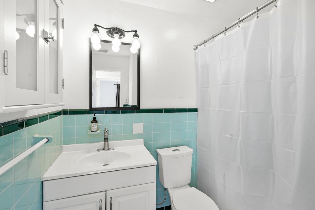 3575 Thomasson Dr, Naples, FL 34112