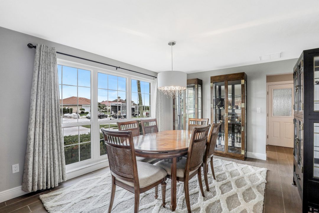 166 Hollyhock Ct, Marco Island, FL 34145