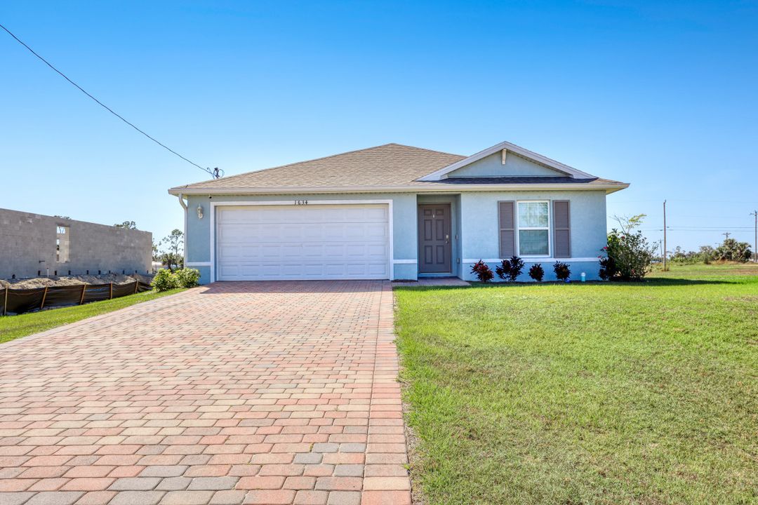 1634 NE 34th St, Cape Coral, FL 33909