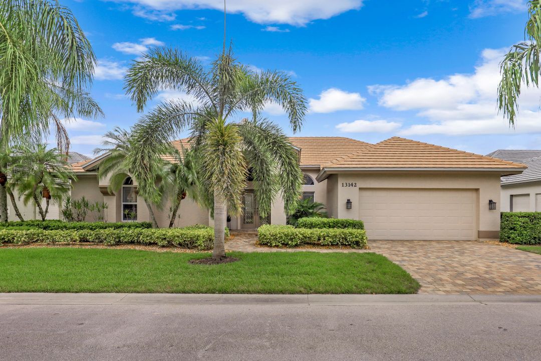 13142 Bridgeford Ave, Bonita Springs, FL 34135
