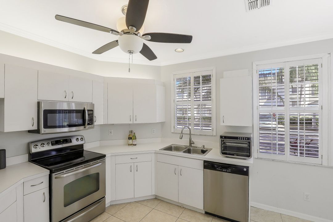 3720 Fieldstone Blvd #7-104, Naples, FL 34109