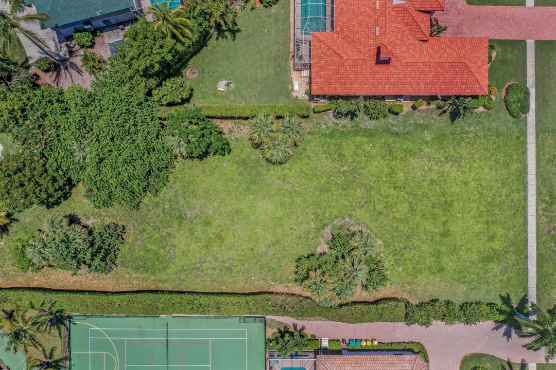 577 Kendall Dr, Marco Island, FL 34145