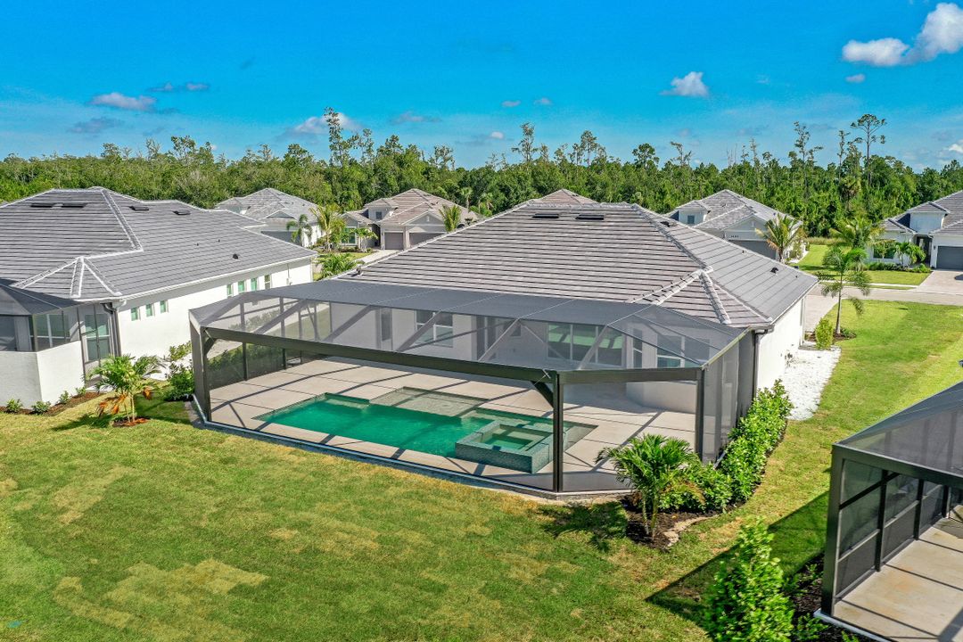 14360 Blue Bay Cir, Fort Myers, FL 33913