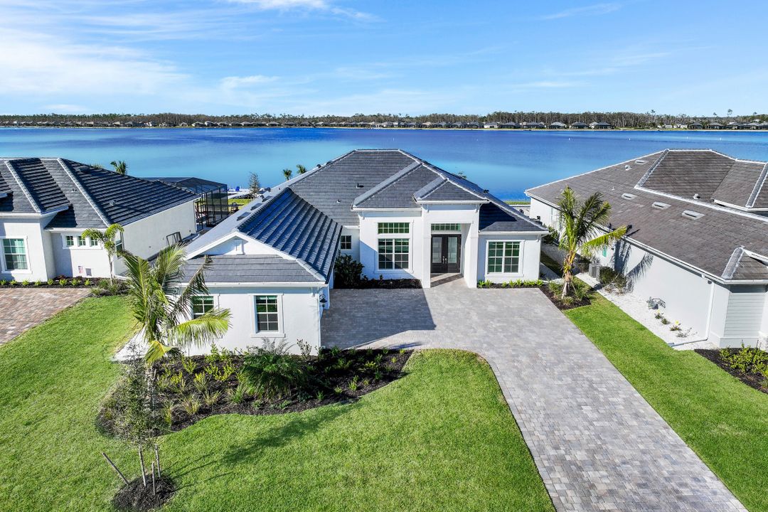 13896 Blue Bay Cir, Fort Myers, FL 33913