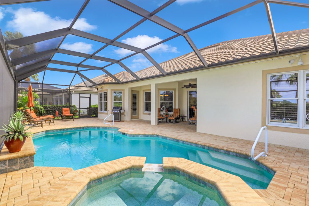 9609 Cobalt Cove Cir, Naples, FL 34120