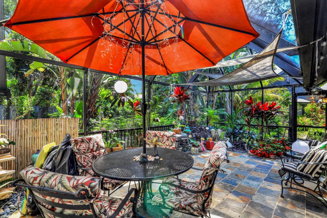 1269 Solana Rd #E-3, Naples, FL 34103