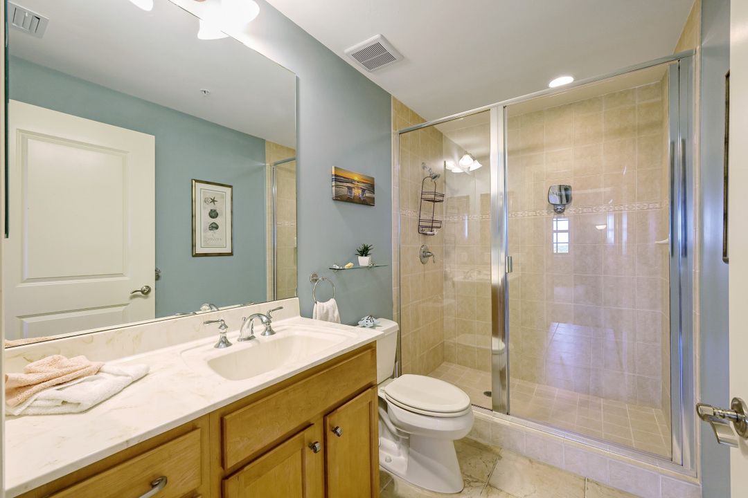 5781 Cape Harbour Dr #605, Cape Coral, FL 33914