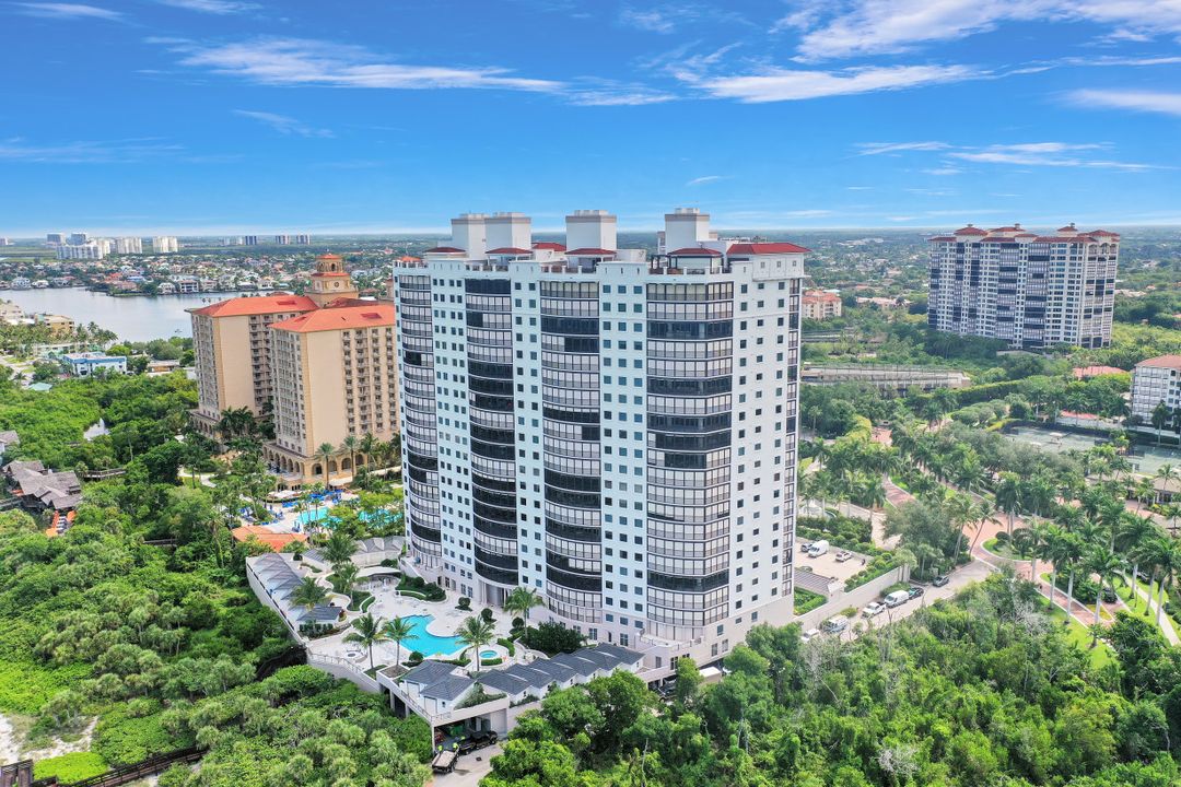 8665 Bay Colony Dr #702, Naples, FL 34108