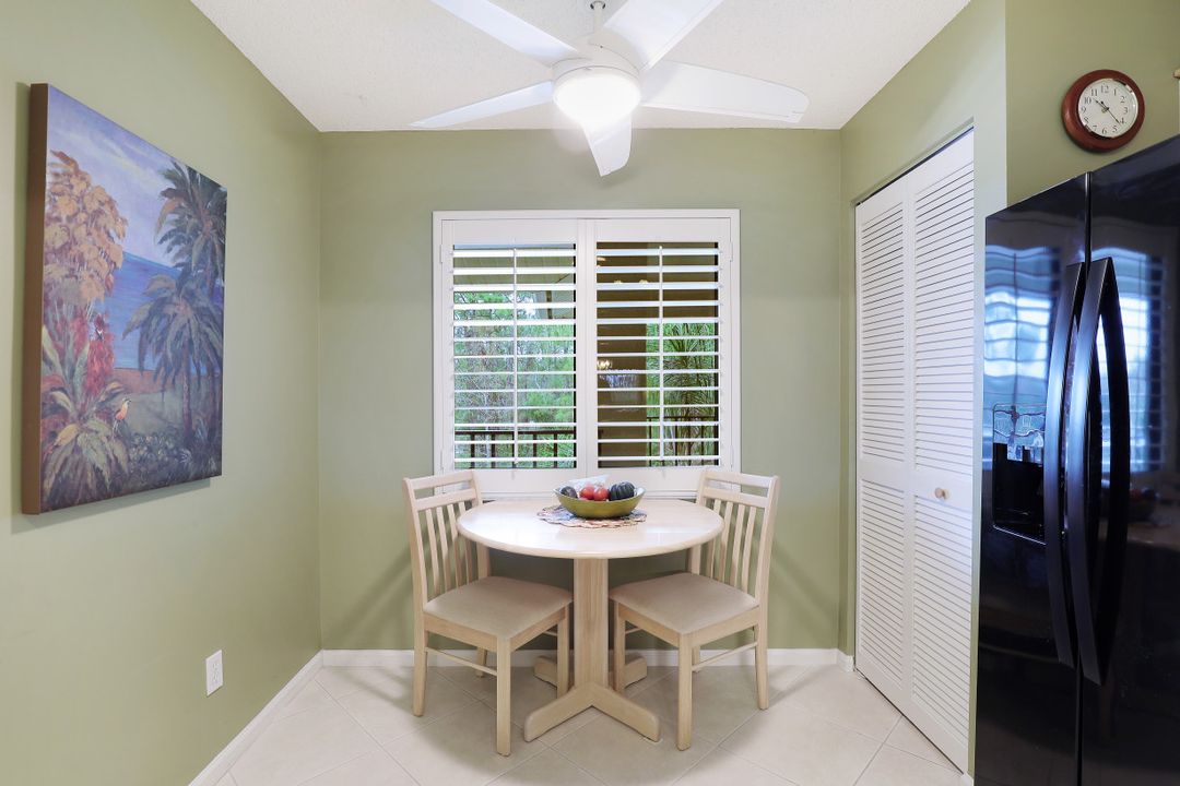 5767 Deauville Cir #D-303, Naples, FL 34112