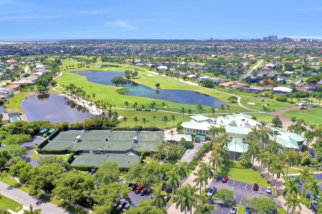 427 Nassau Ct, Marco Island, FL 34145