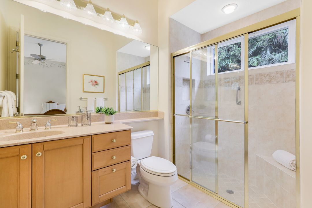 9321 Lakebend Preserve Ct, Bonita Springs, FL 34135