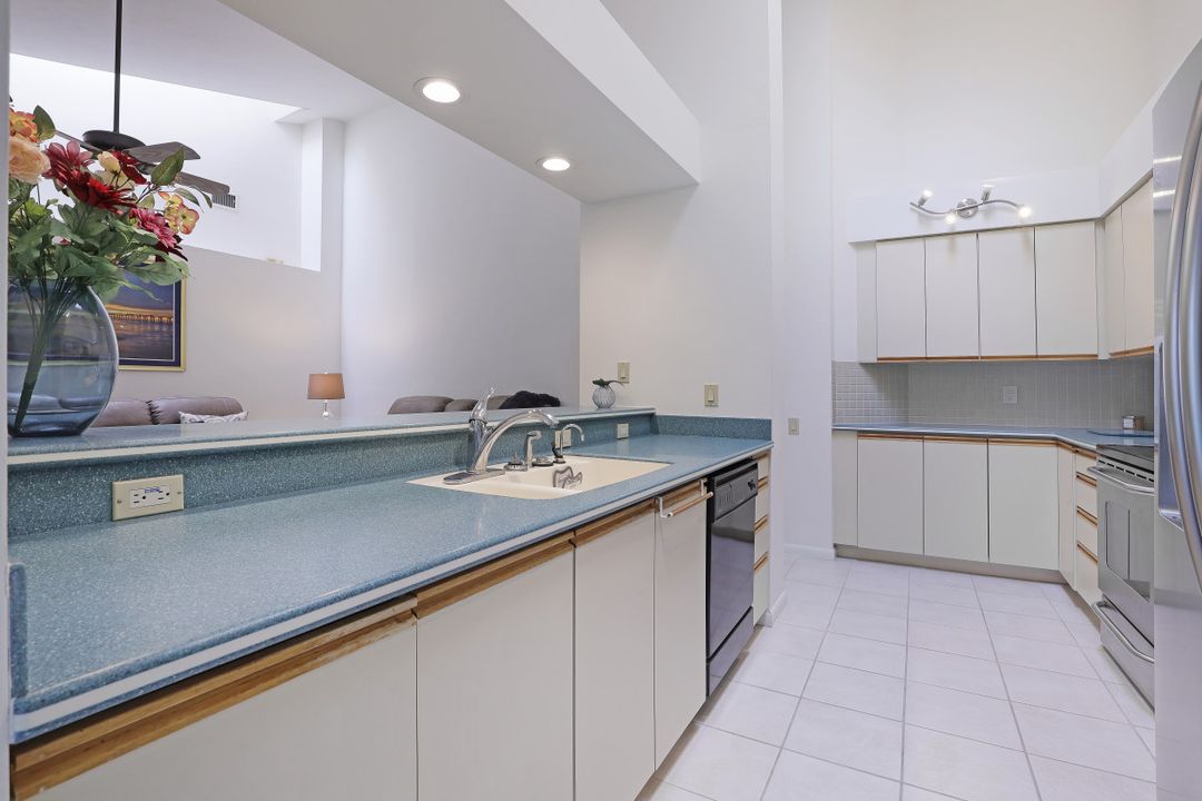 1380 Bald Eagle Dr, Naples, FL 34105