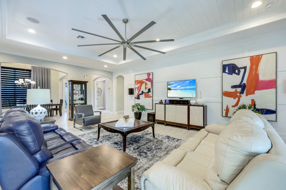 11866 White Stone Dr, Fort Myers, FL 33913