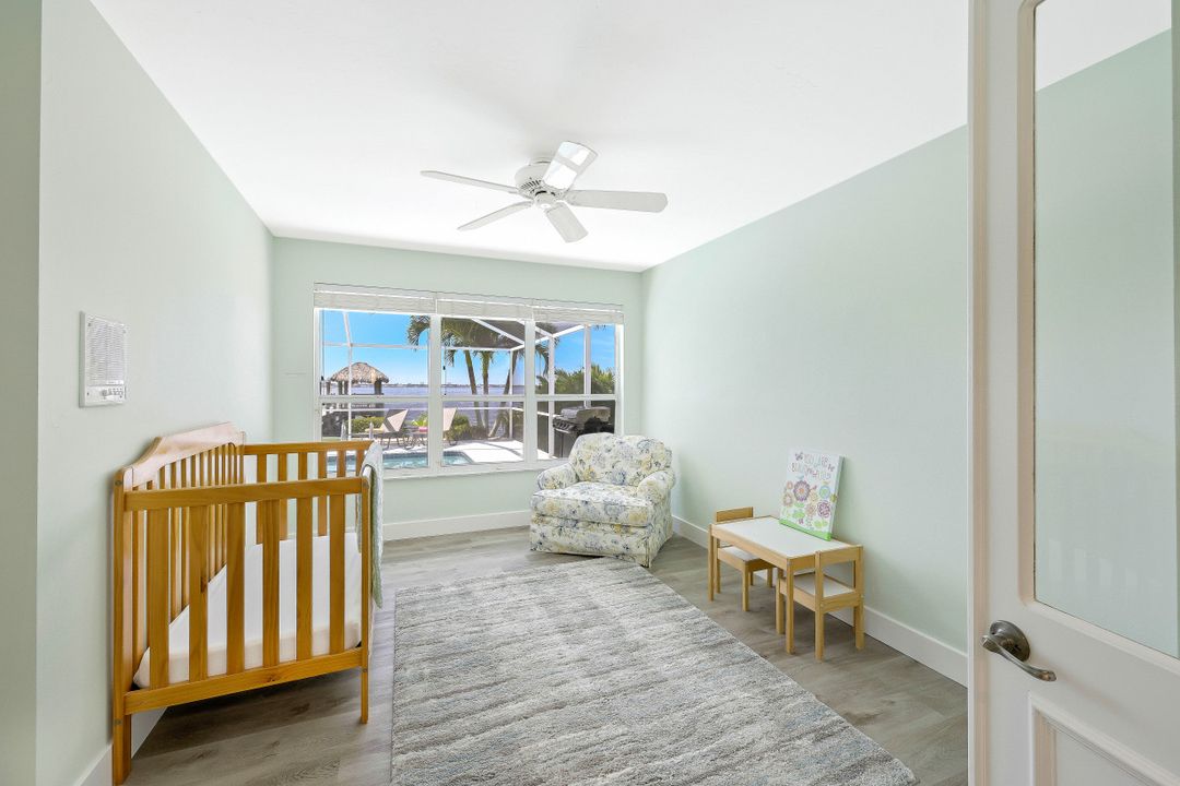 642 Coral Dr, Cape Coral, FL 33904