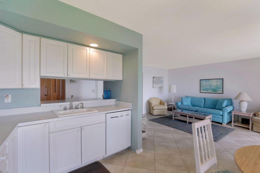 1085 Bald Eagle Dr #C-309, Marco Island, FL 34145