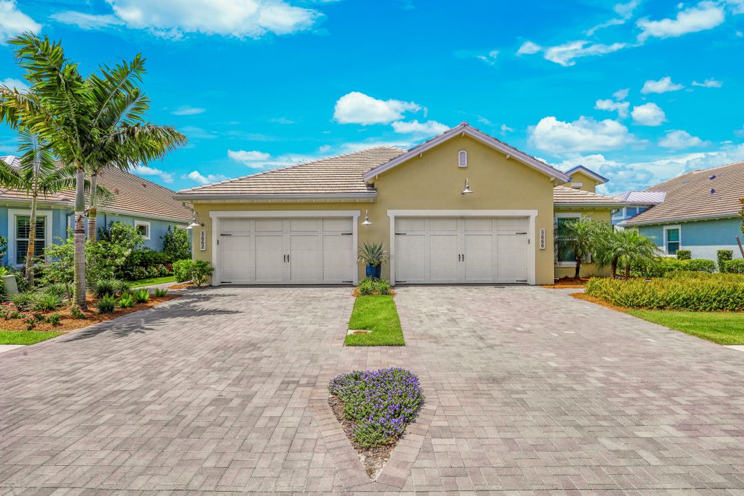 5662 Elbow Ave, Naples, FL 34112