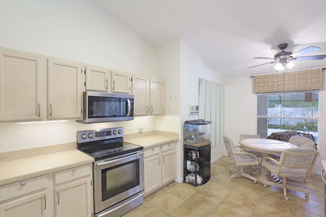 115 Plantation Cir, Naples, FL 34104